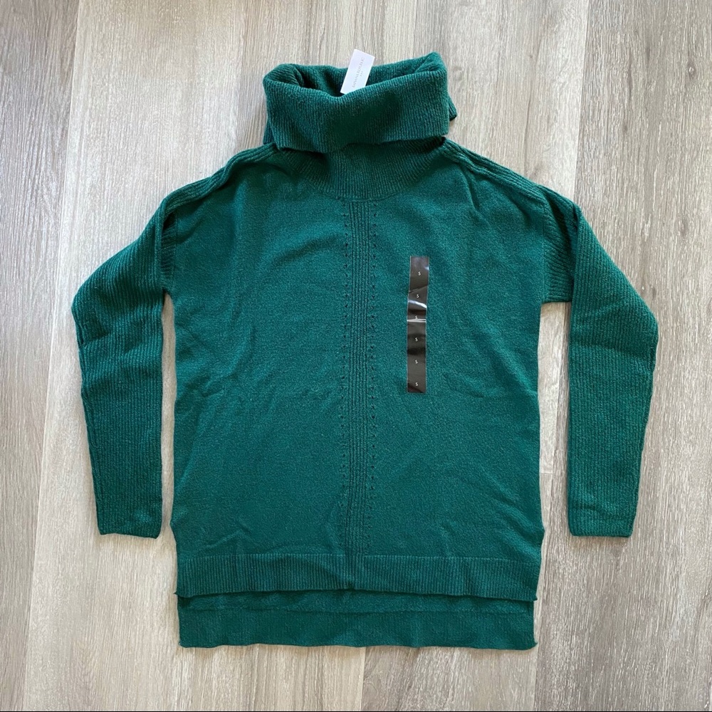 NWT Banana Republic Turtleneck Sweater, Small, Emerald Green.